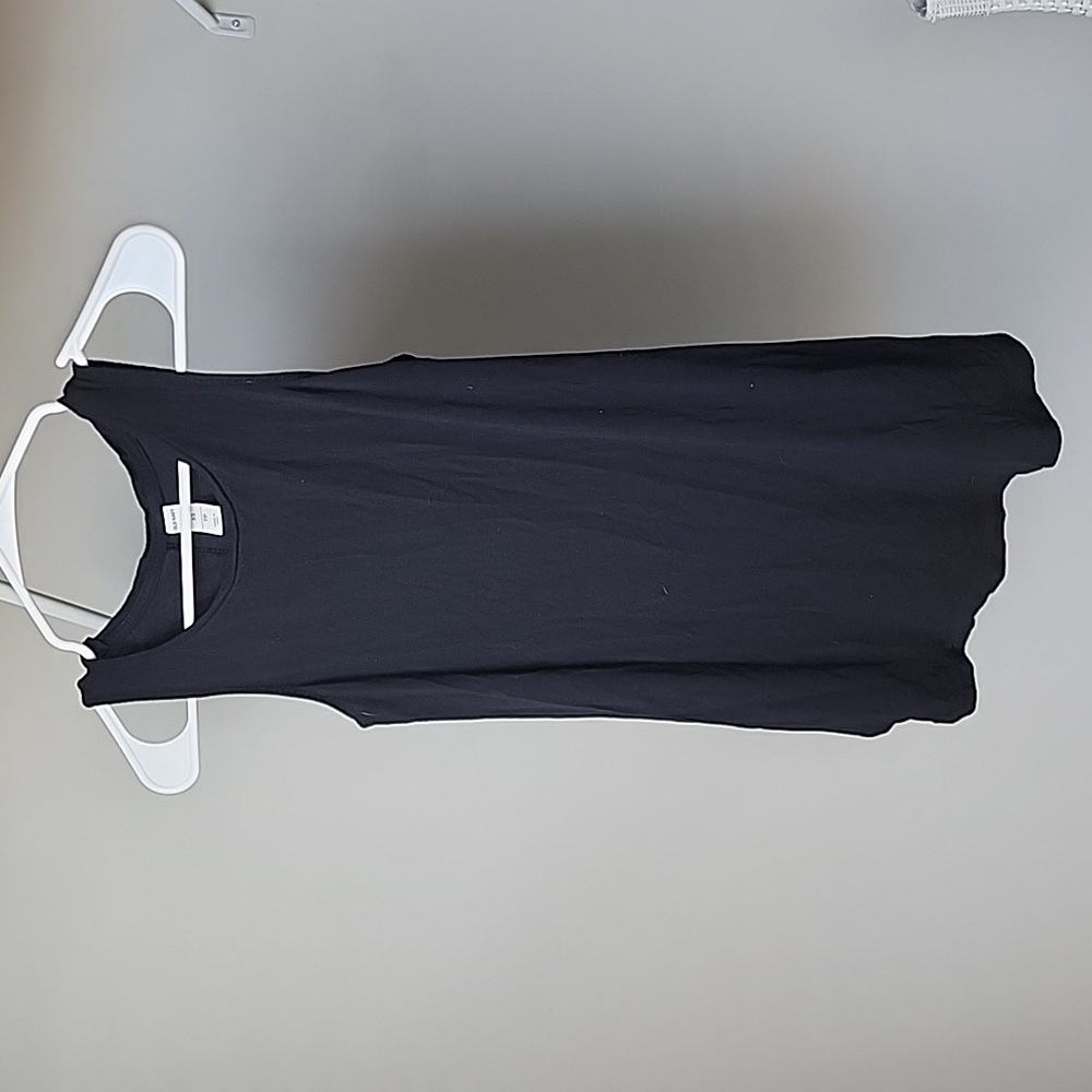 Old navy black woman's tank top size xs